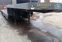 BROSHUIS HEAVY DUTY LOWBED STEP FRAME FLAT TRAILER, ROR DRUMS, AIR SUSPENSION